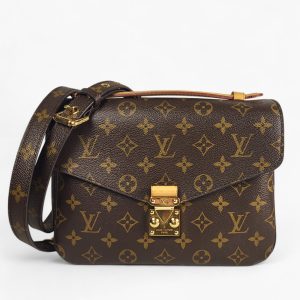 Louis Vuitton Pochette Metis